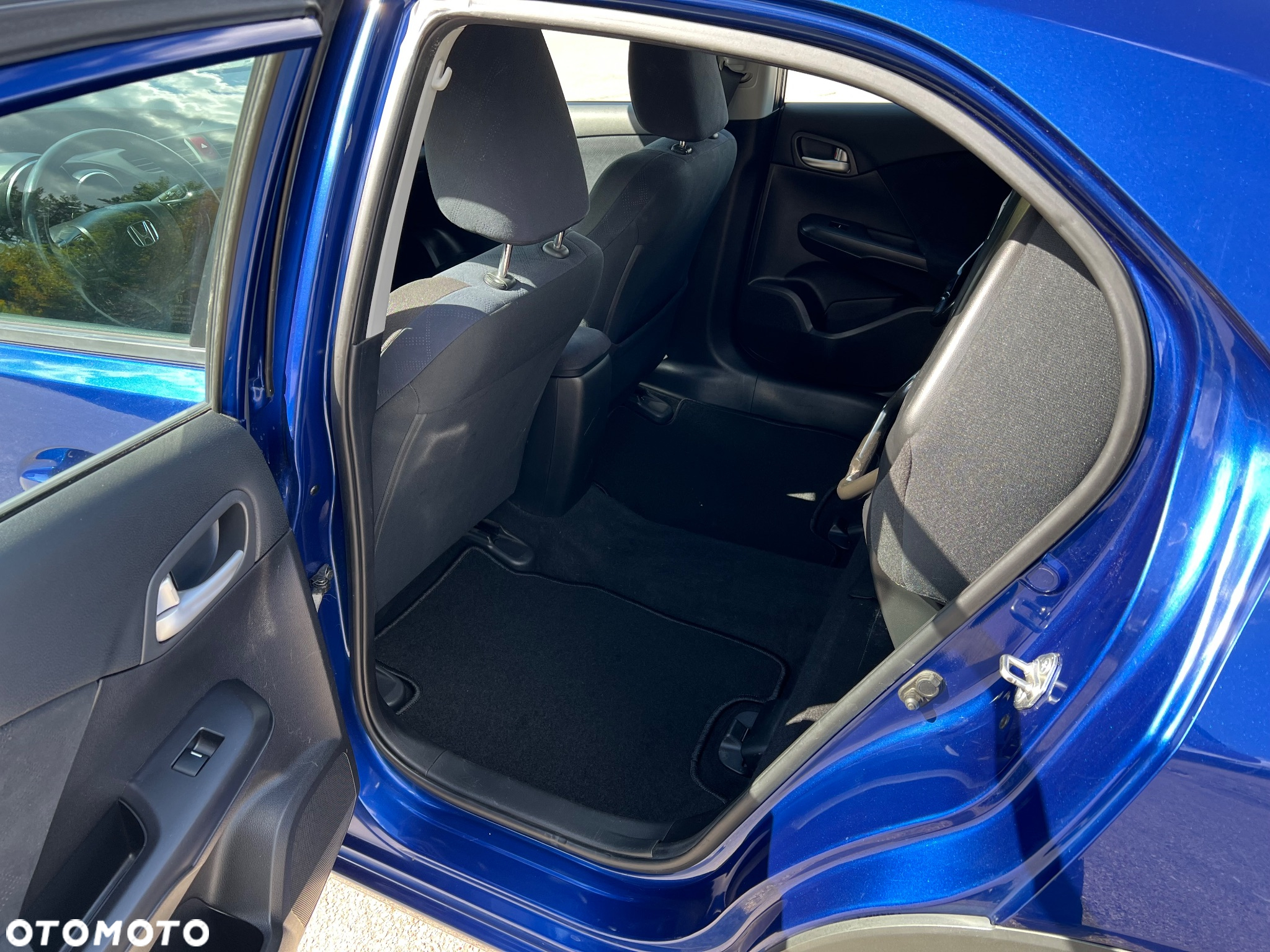 Honda Civic 1.8 i-VTEC Lifestyle - 12