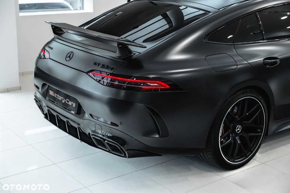 Mercedes-Benz AMG GT - 13