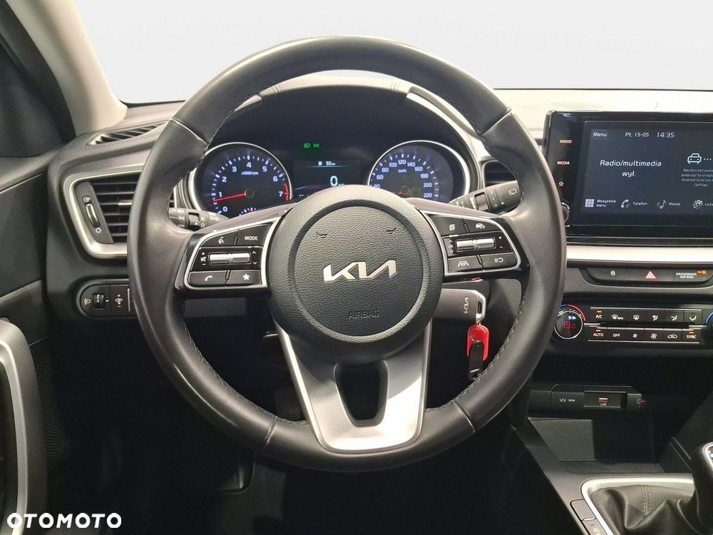 Kia XCeed - 11