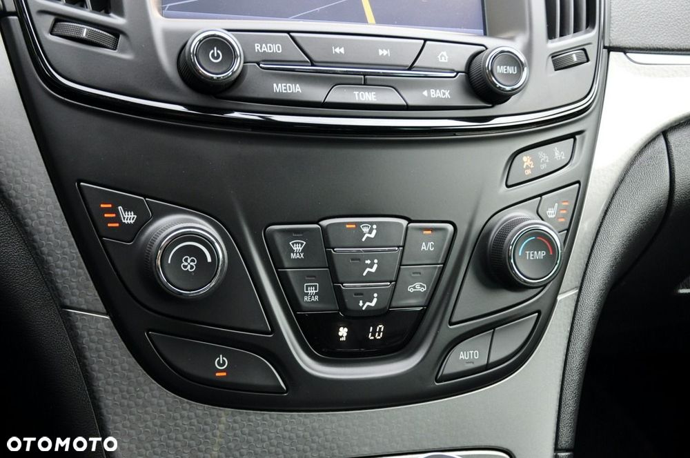 Opel Insignia - 31