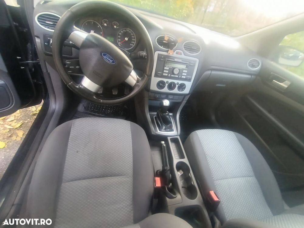 Ford Focus - 4