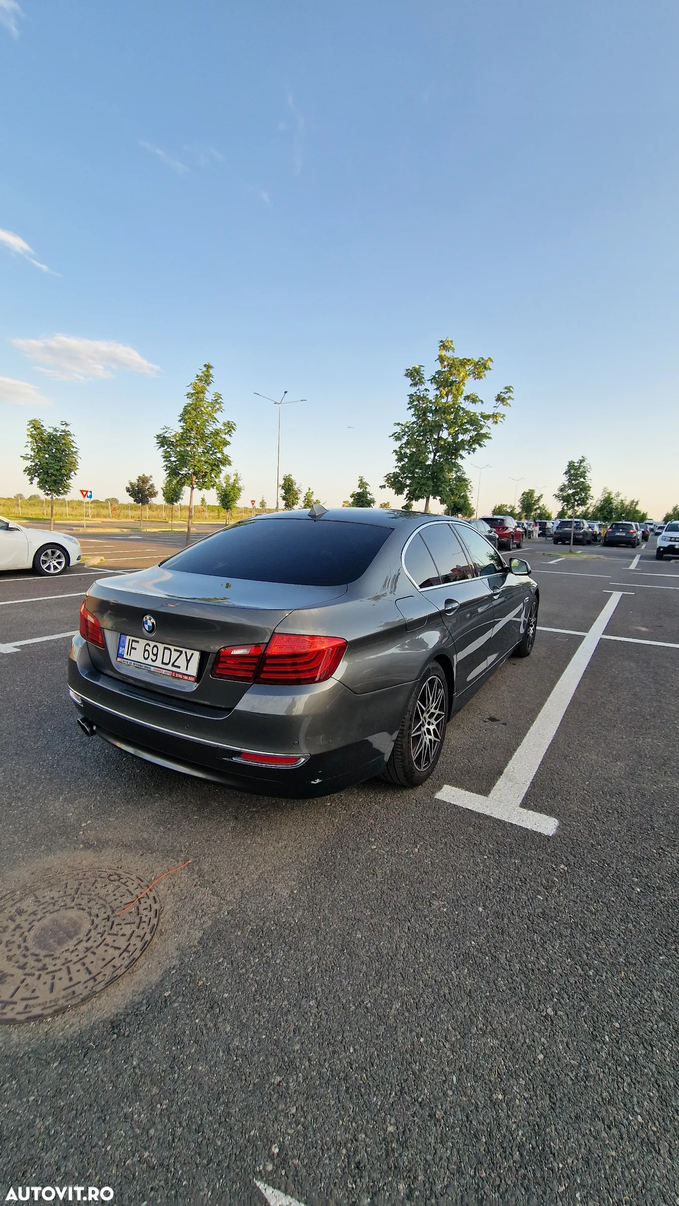 BMW Seria 5 530d xDrive - 10