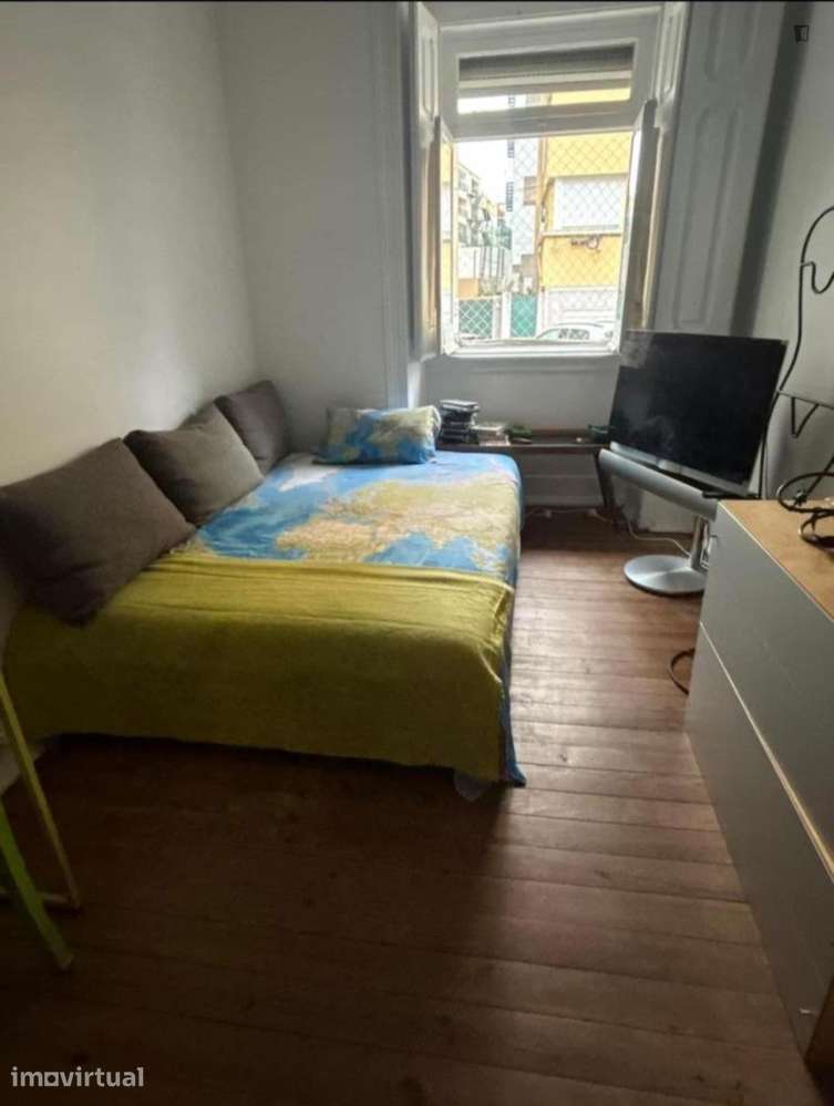 Quarto - localizado em Sete Rios Lisbon - Grande imagem: 3/9