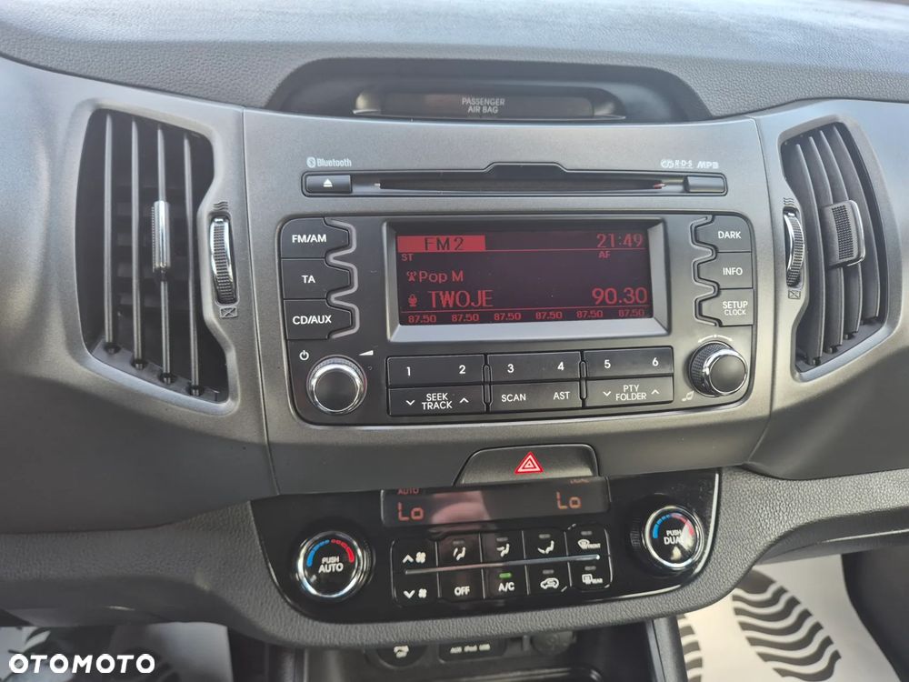 Kia Sportage 2.0 CVVT 2WD Automatik Vision - 24