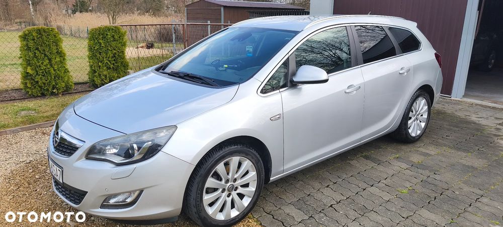 Opel Astra 1.7 CDTI ecoFLEX - 2