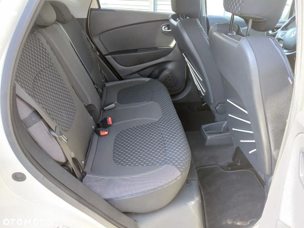 Renault Captur - 16