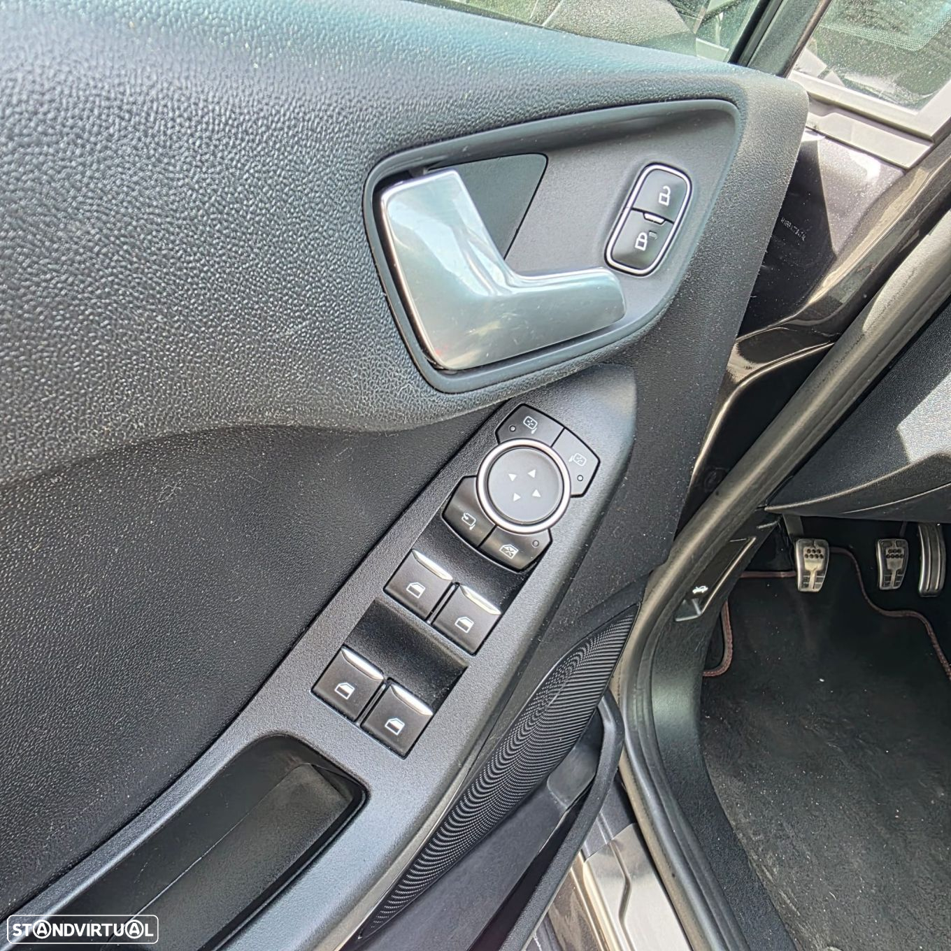 Ford Fiesta 1.0 EcoBoost MHEV ST-Line - 18