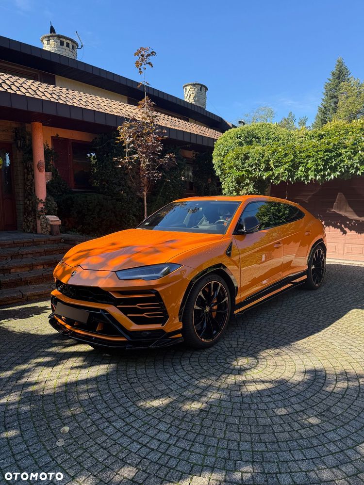 Lamborghini Urus - 5