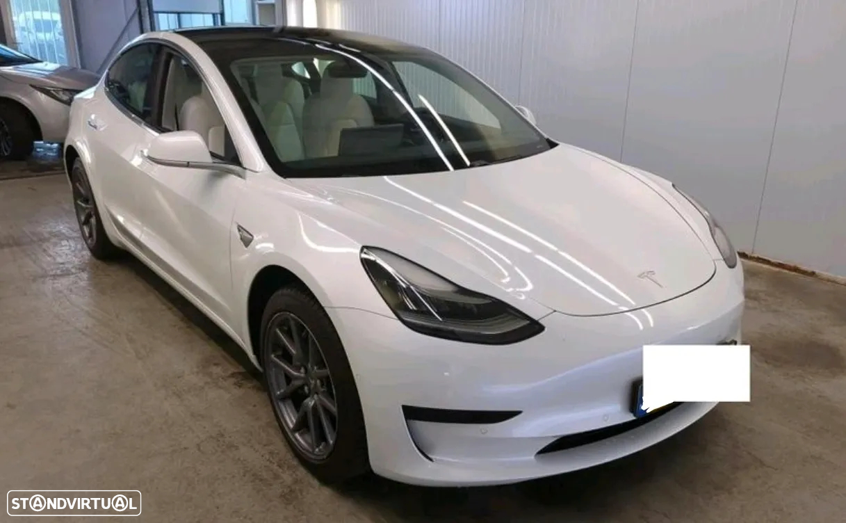 Tesla Model 3 Standard Range Plus RWD - 3