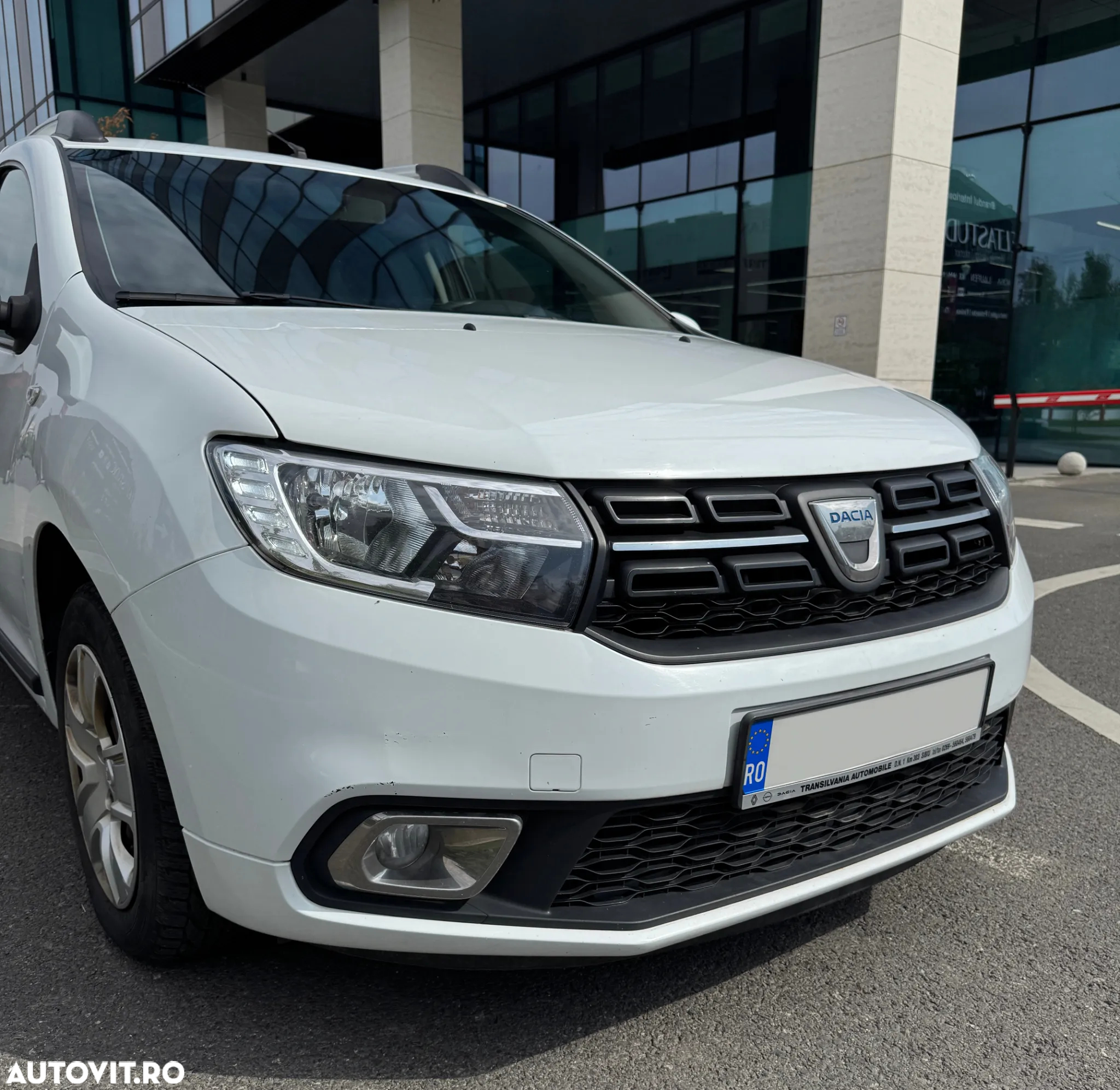 Dacia Logan MCV 0.9 TCe Laureate - 8