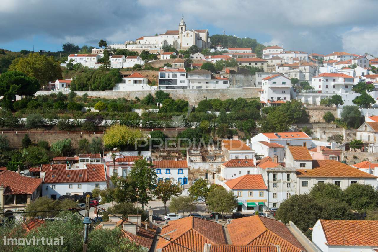 Terreno Urbano com Ruína no Coração de Alenquer - Grande imagem: 4/12