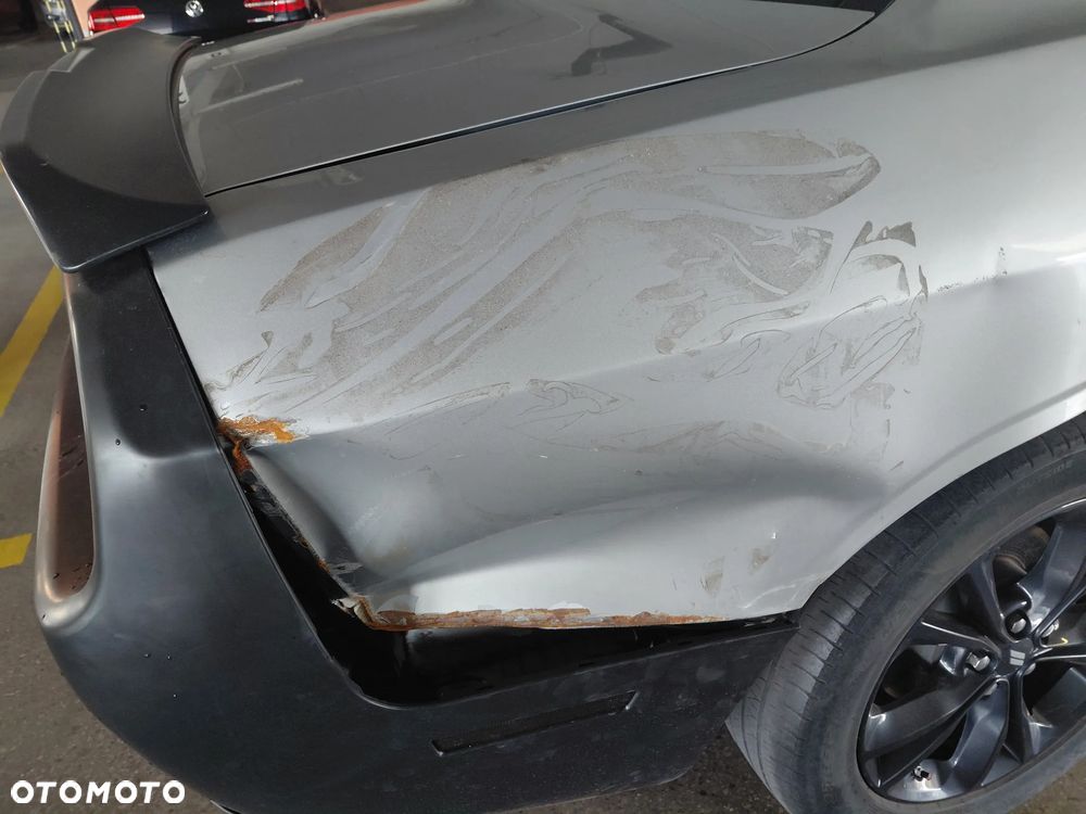 Dodge Challenger 3.6 GT AWD - 20