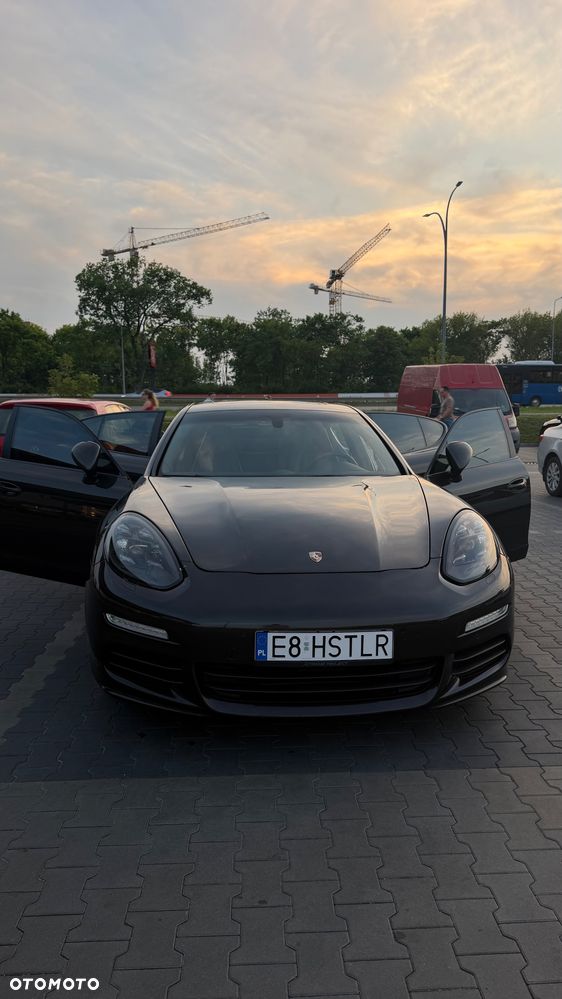 Porsche Panamera PDK - 10