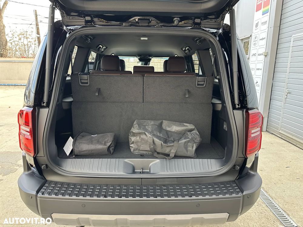 Toyota Land Cruiser 250 2.8l D-4D 204 CP A/T 7 locuri Executive - 7