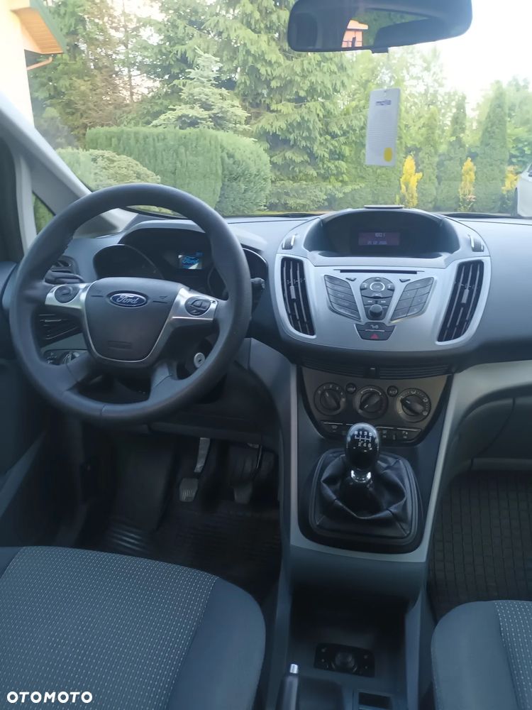 Ford C-MAX - 11