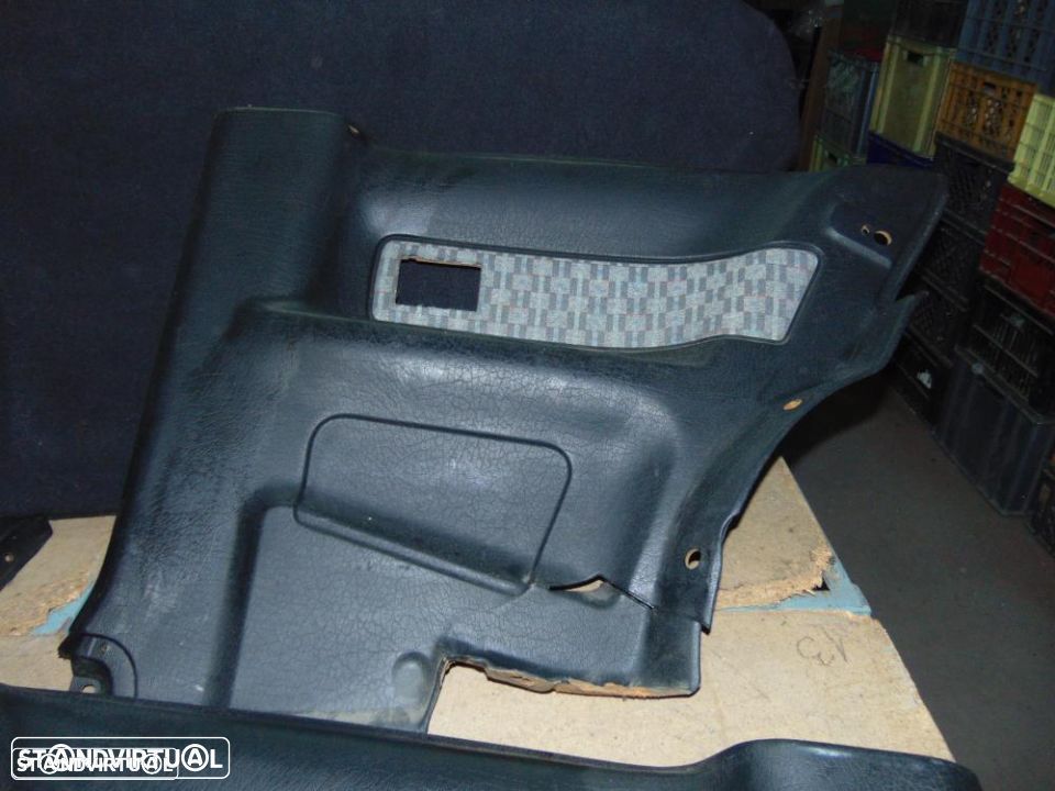 Seat Ibiza modelo de 1993 a 1998 quartelas portas de trás - 2