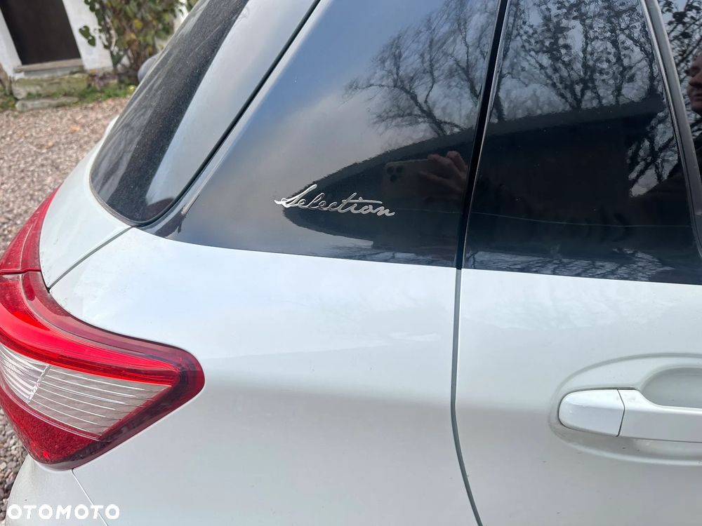 Toyota Yaris 1.5 Selection - 8