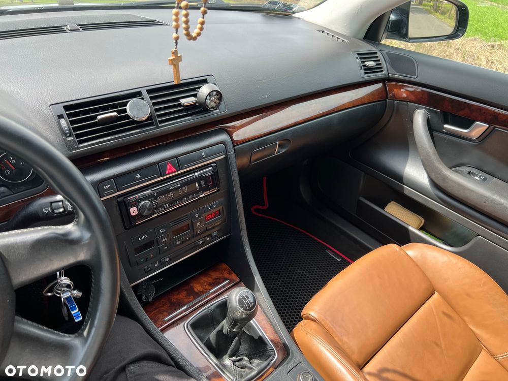 Audi A4 Avant 1.9 TDI - 13