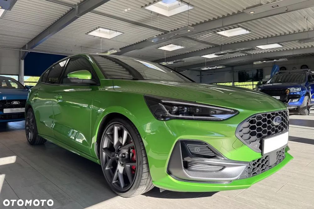 Ford Focus 2.3 EcoBoost ST X - 6