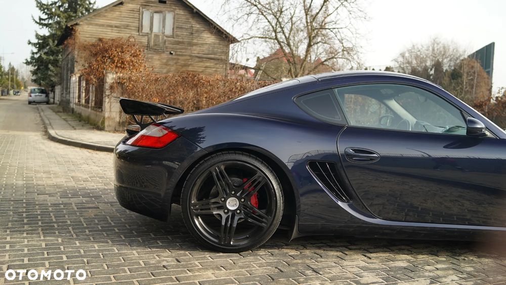 Porsche 718 Cayman - 24