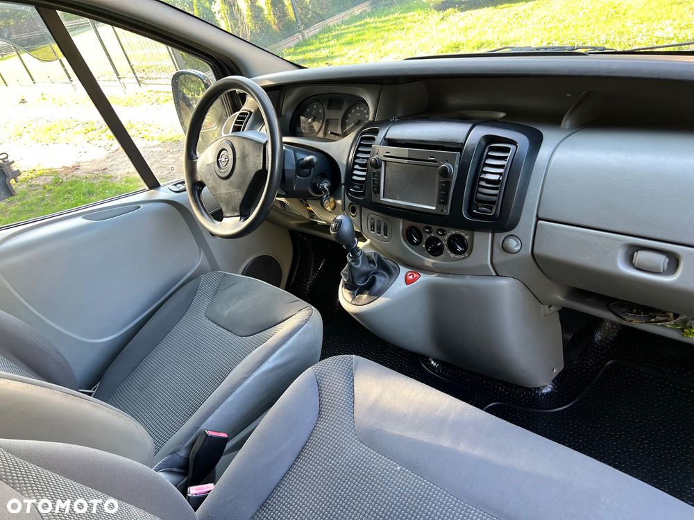 Opel Vivaro - 21