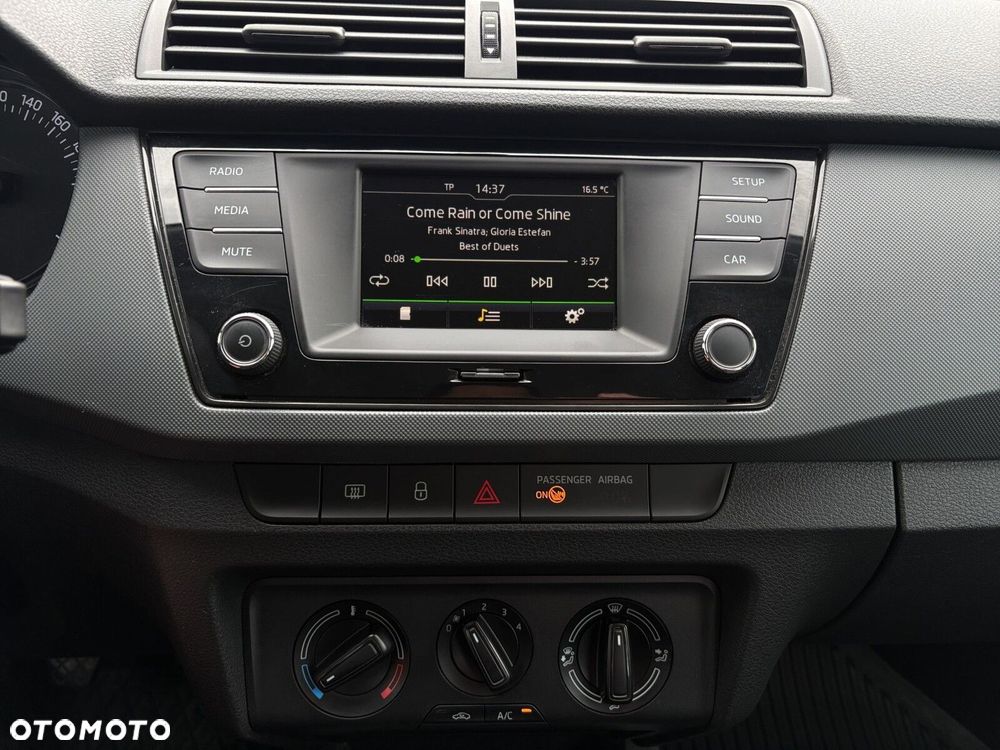 Skoda Fabia 1.2 TSI Active - 14