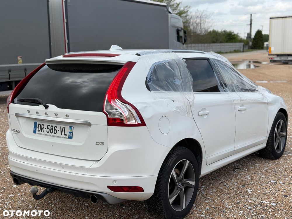Volvo XC 60 D3 Drive-E R-Design Kinetic - 5