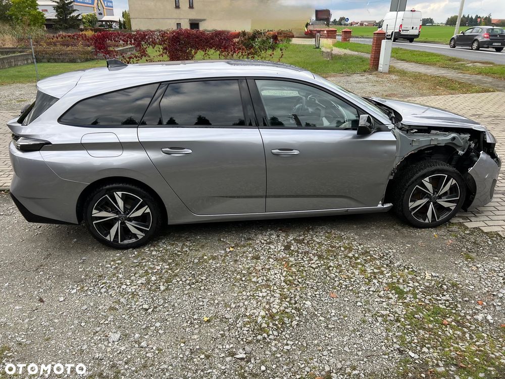 Peugeot 308 SW Hybrid 180 e-EAT8 Allure - 8