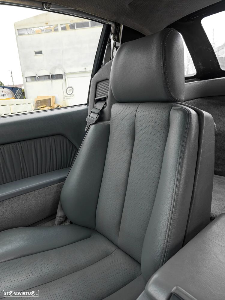 Mercedes-Benz SL 320 Standard - 38