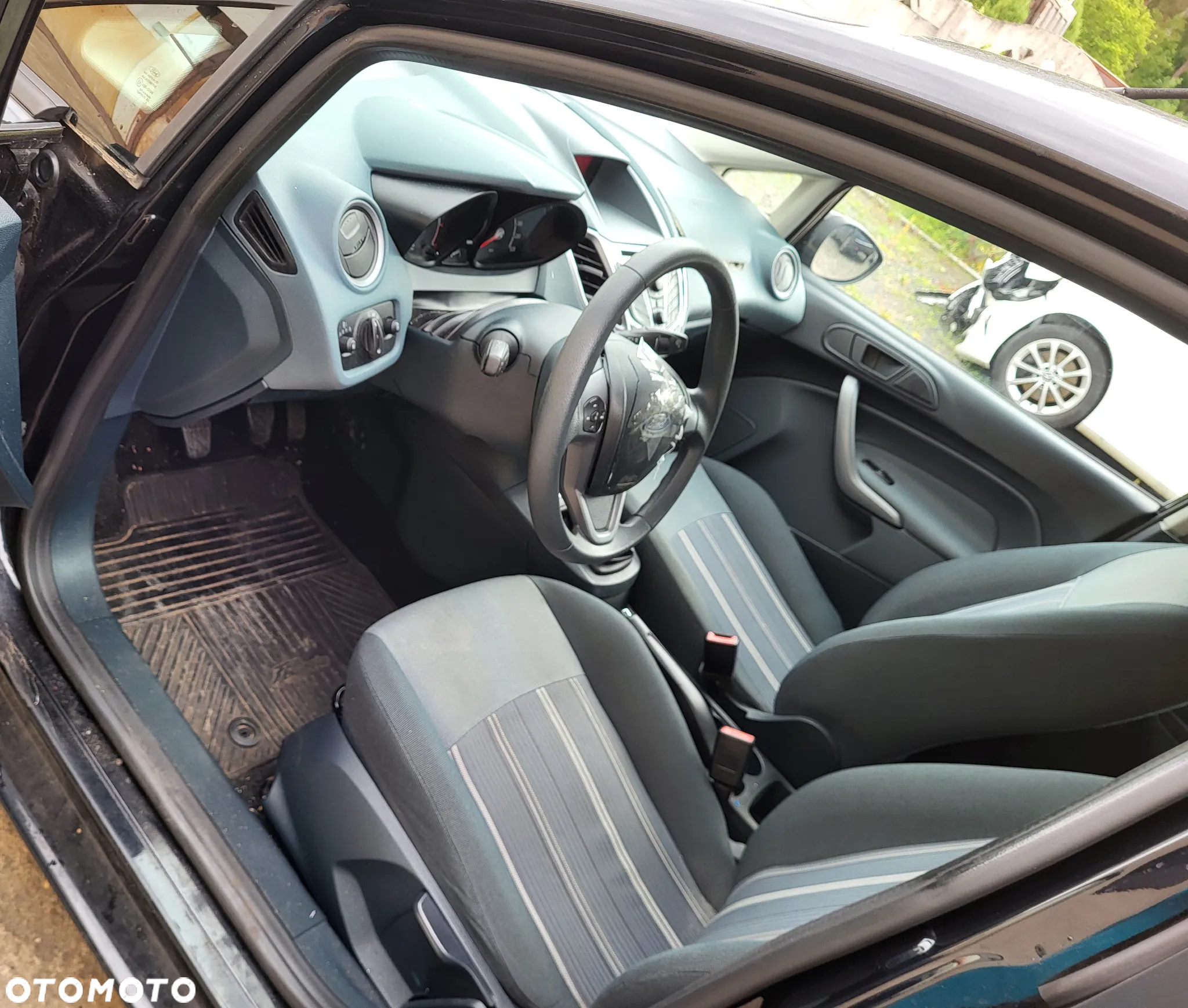 Ford Fiesta 1.25 Ambiente - 9