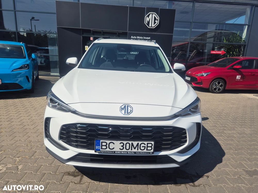 MG ZS HEV 1.5 GSI AT Excite - 1