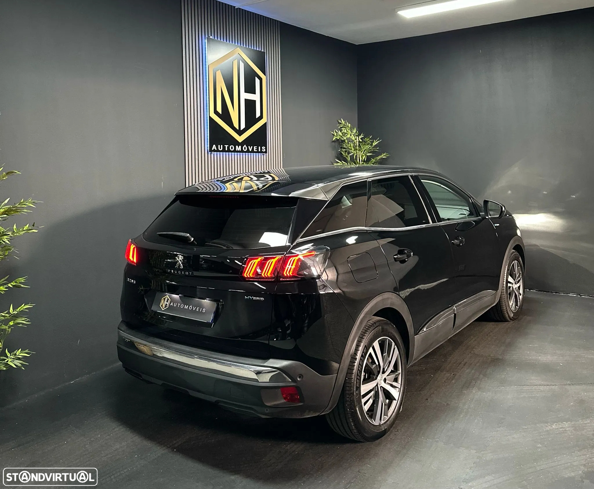 Peugeot 3008 1.6 Hybrid Allure Pack e-EAT8 - 4