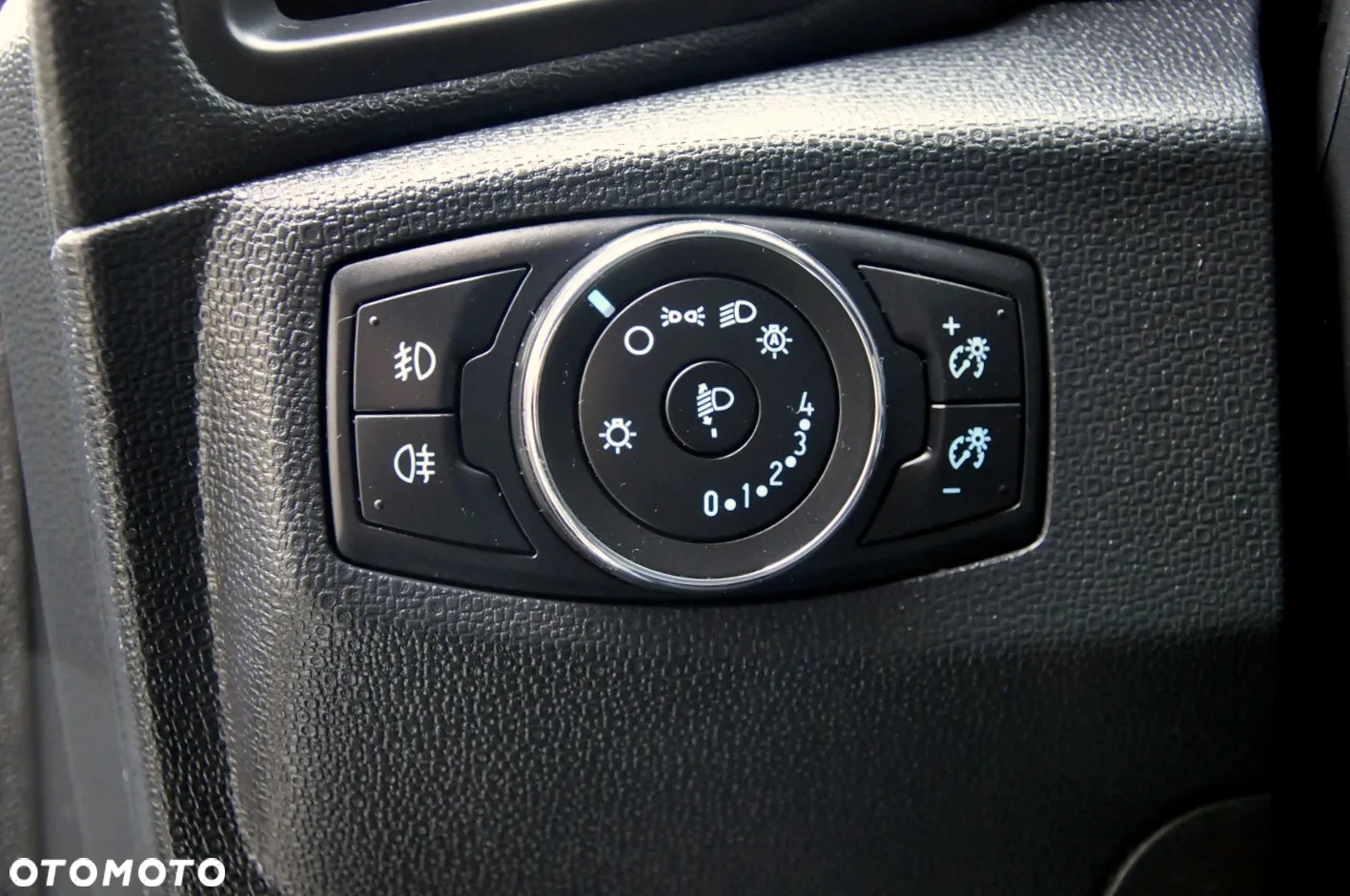 Ford EcoSport 1.0 EcoBoost TITANIUM X - 26