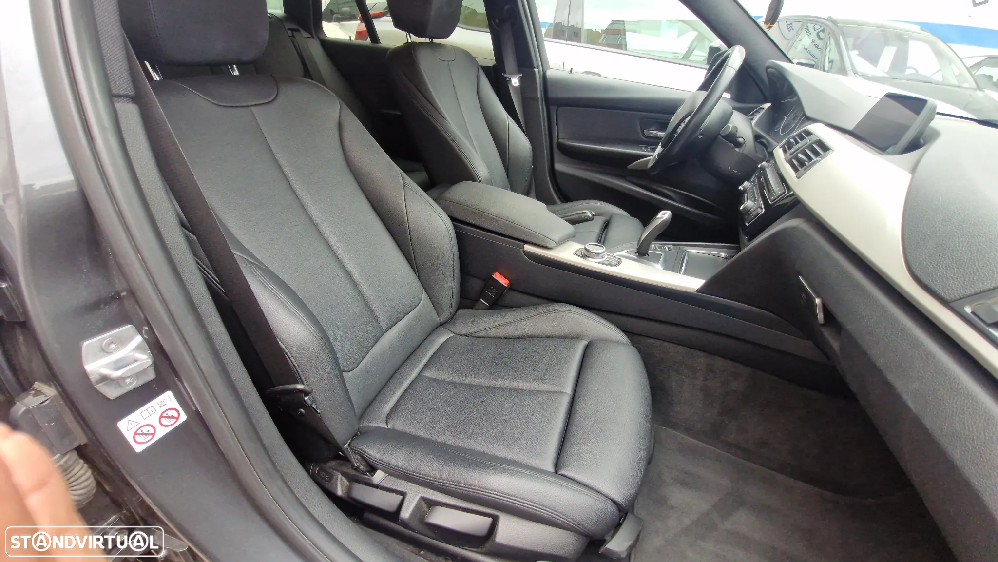 BMW 318 d Touring Pack M Auto - 3