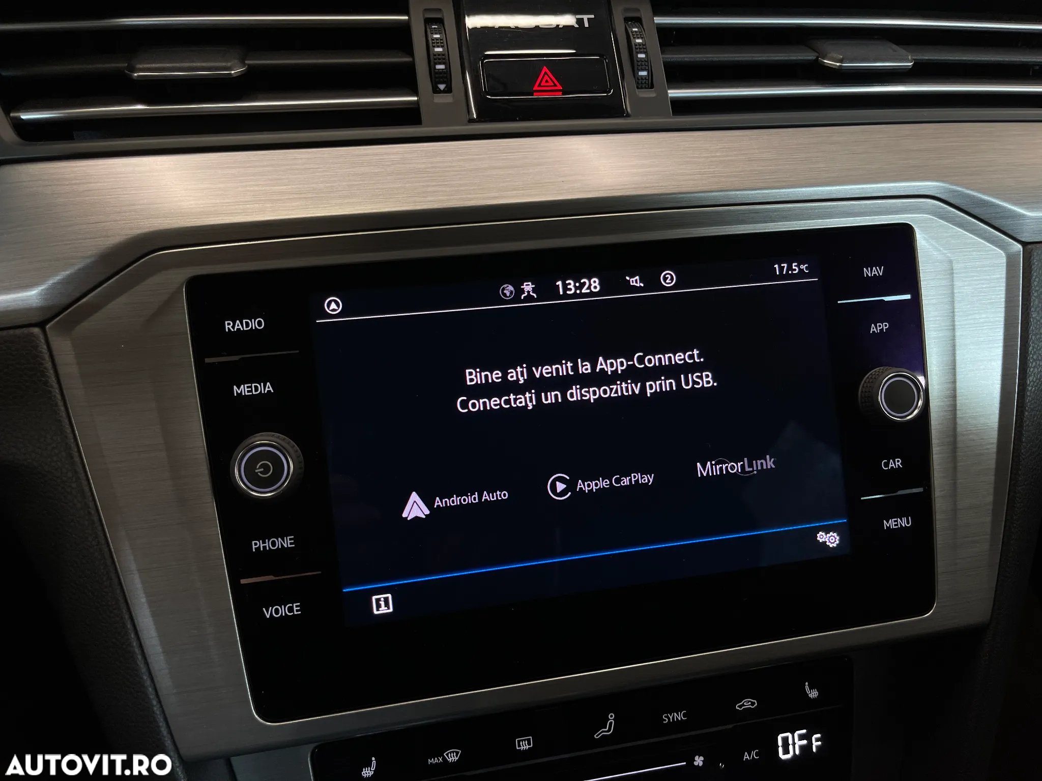 Volkswagen Passat Variant 2.0 TDI DSG Advance - 15