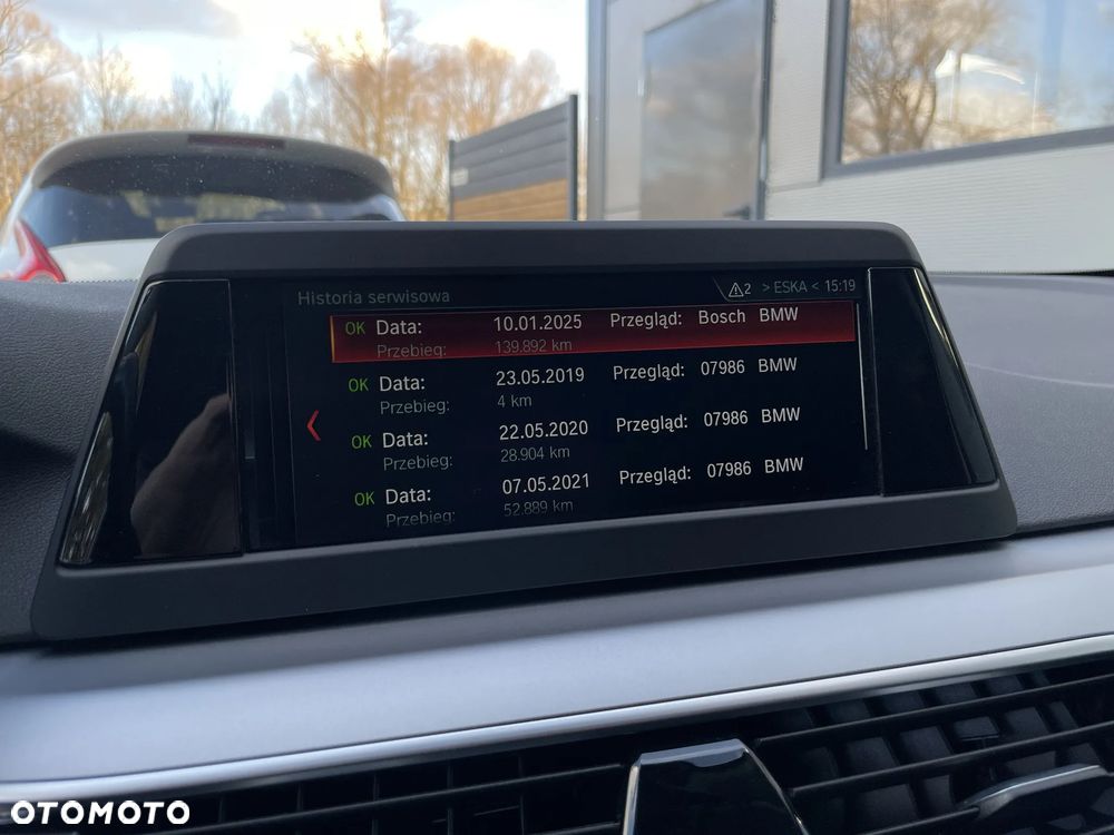 BMW Seria 5 520d - 30