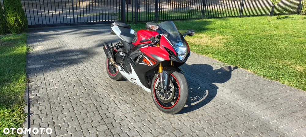 Suzuki GSX-R - 2