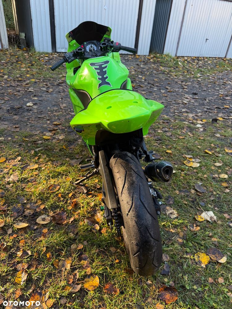Kawasaki Ninja 250R - 2