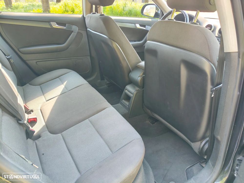 Audi A3 1.6 TDI Attraction - 13