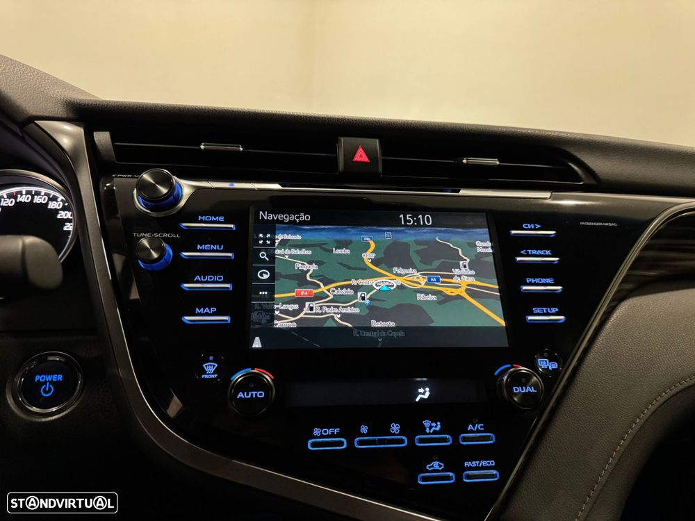 Toyota Camry 2.5 Hybrid Luxury - 9