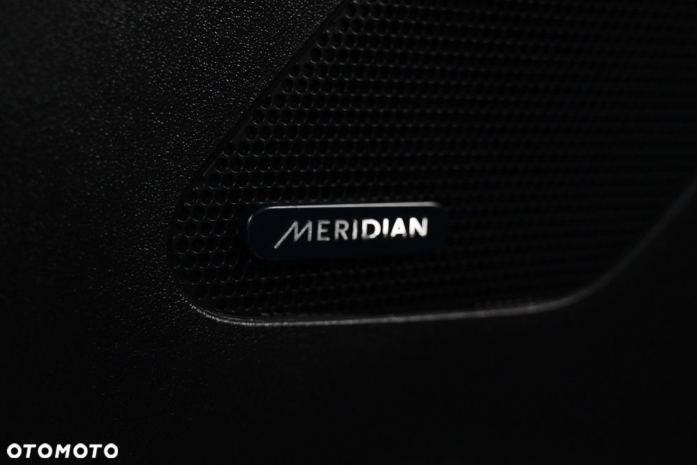 Jaguar F-Pace 2.0 i4D AWD R-Sport - 32