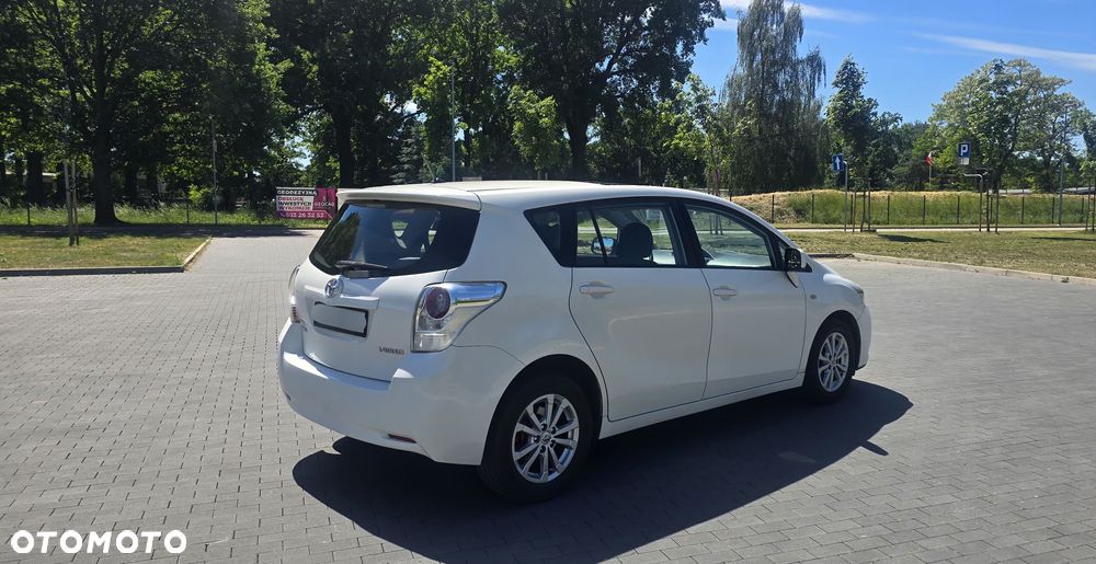 Toyota Verso 2.0 D-4D Premium 7os - 4
