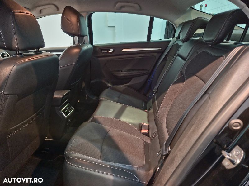 Renault Megane TCe 140 GPF Techno - 15