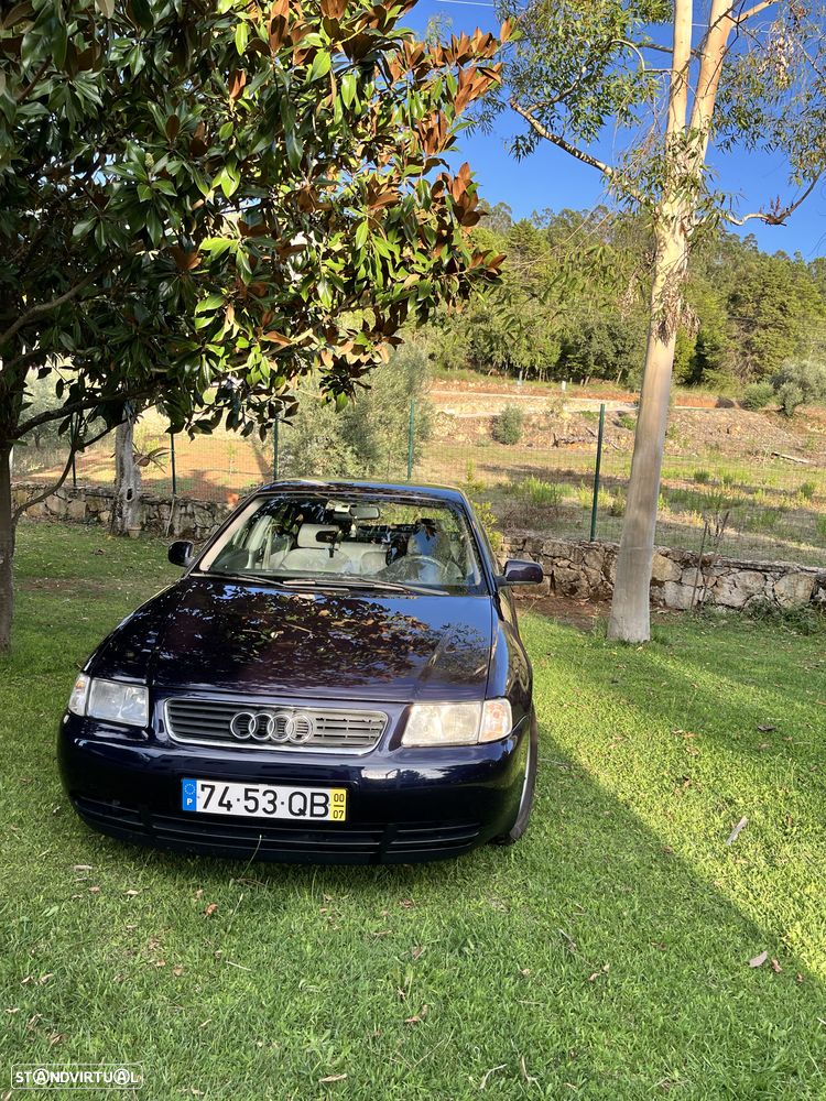 Audi A3 1.9 TDI Attraction - 4