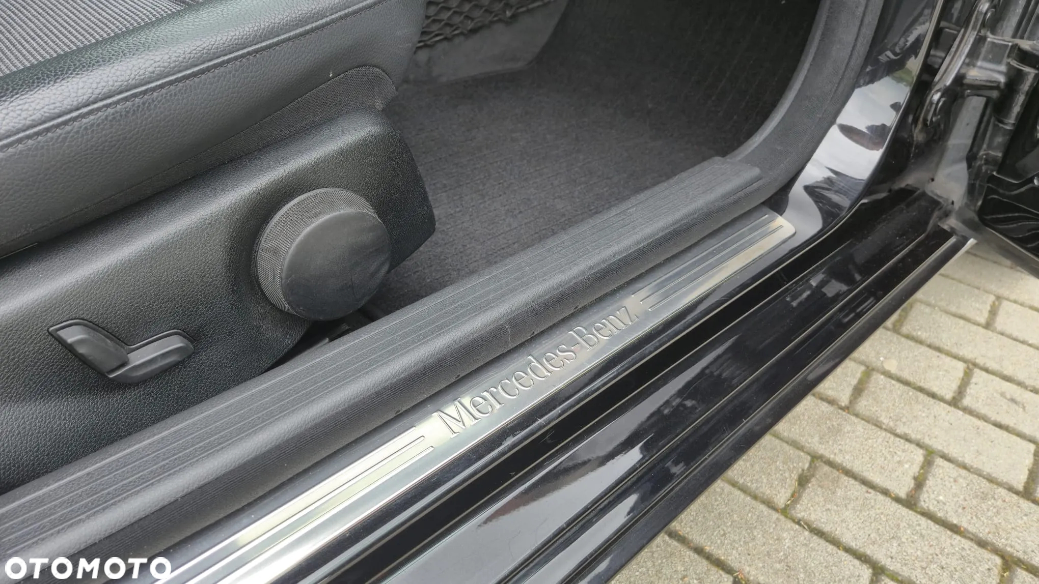 Mercedes-Benz Klasa C 180 T CGI Automatik BlueEFFICIENCY Avantgarde - 25