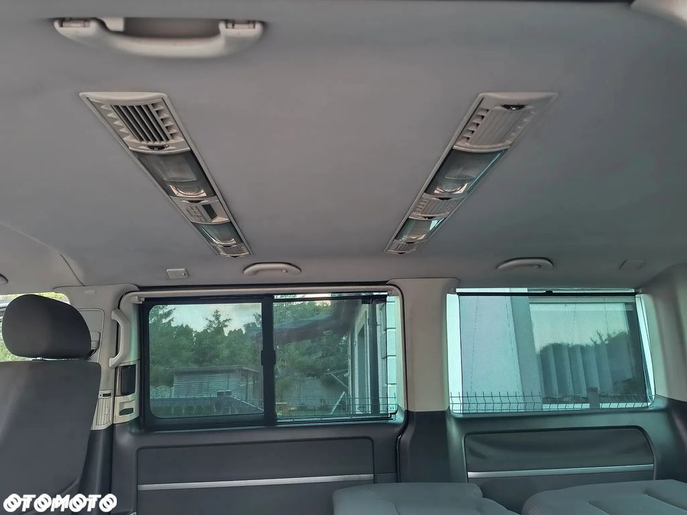 Volkswagen Multivan - 14