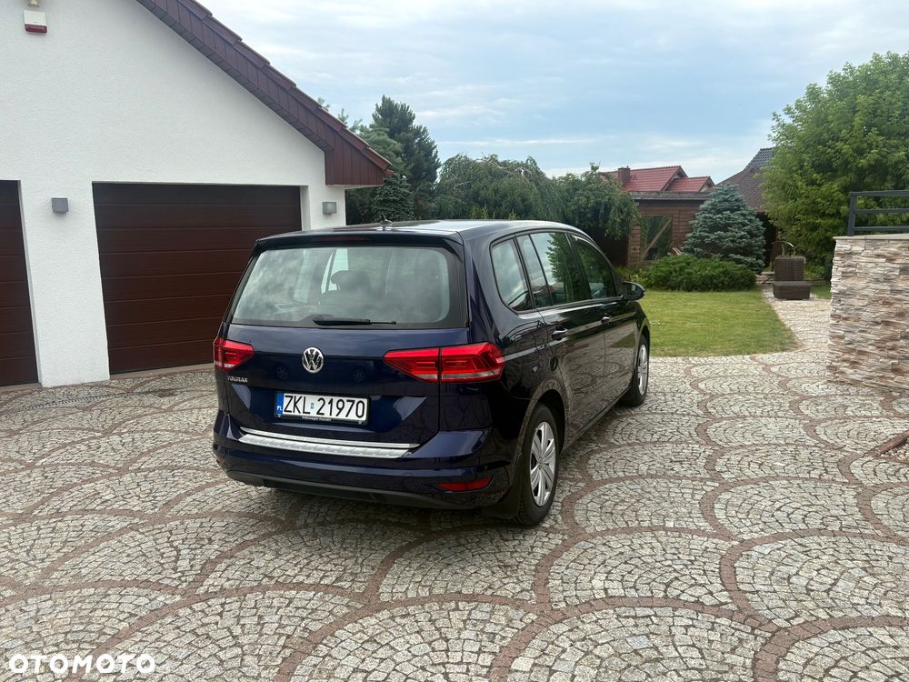 Volkswagen Touran 1.5 TSI EVO Active - 7
