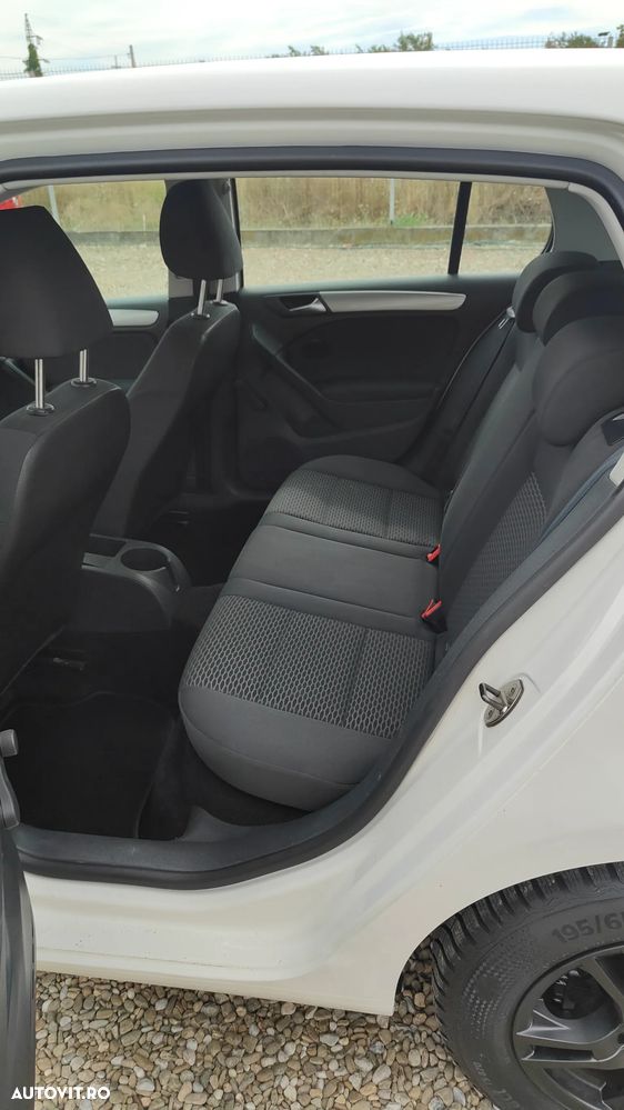Volkswagen Golf - 7