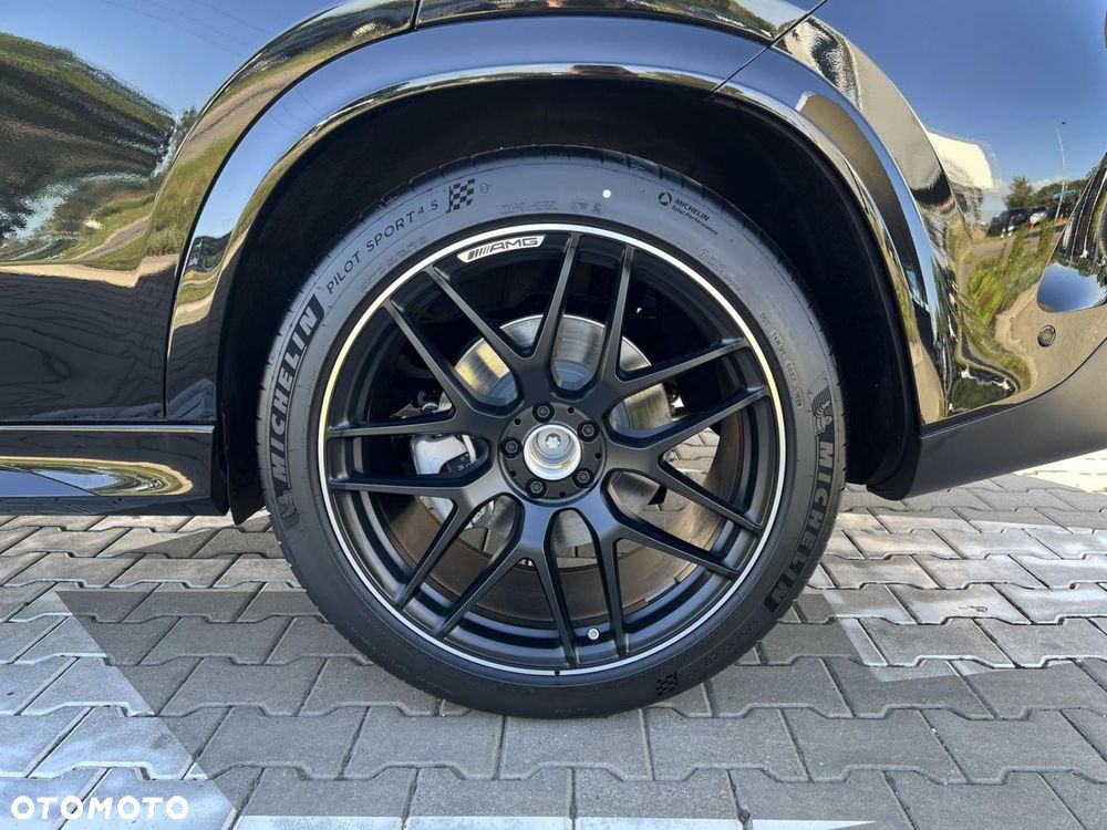 Mercedes-Benz GLE - 22