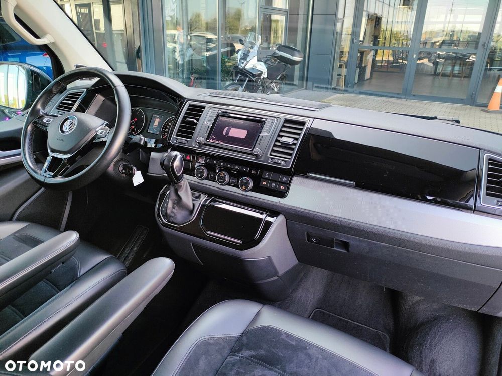 Volkswagen Multivan - 17